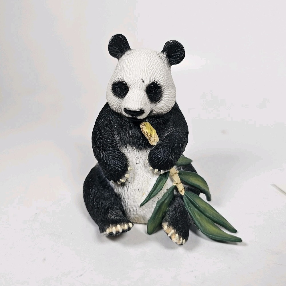 Schleich 14664 Giant Panda RETIRED animal figurine rare china figure toy